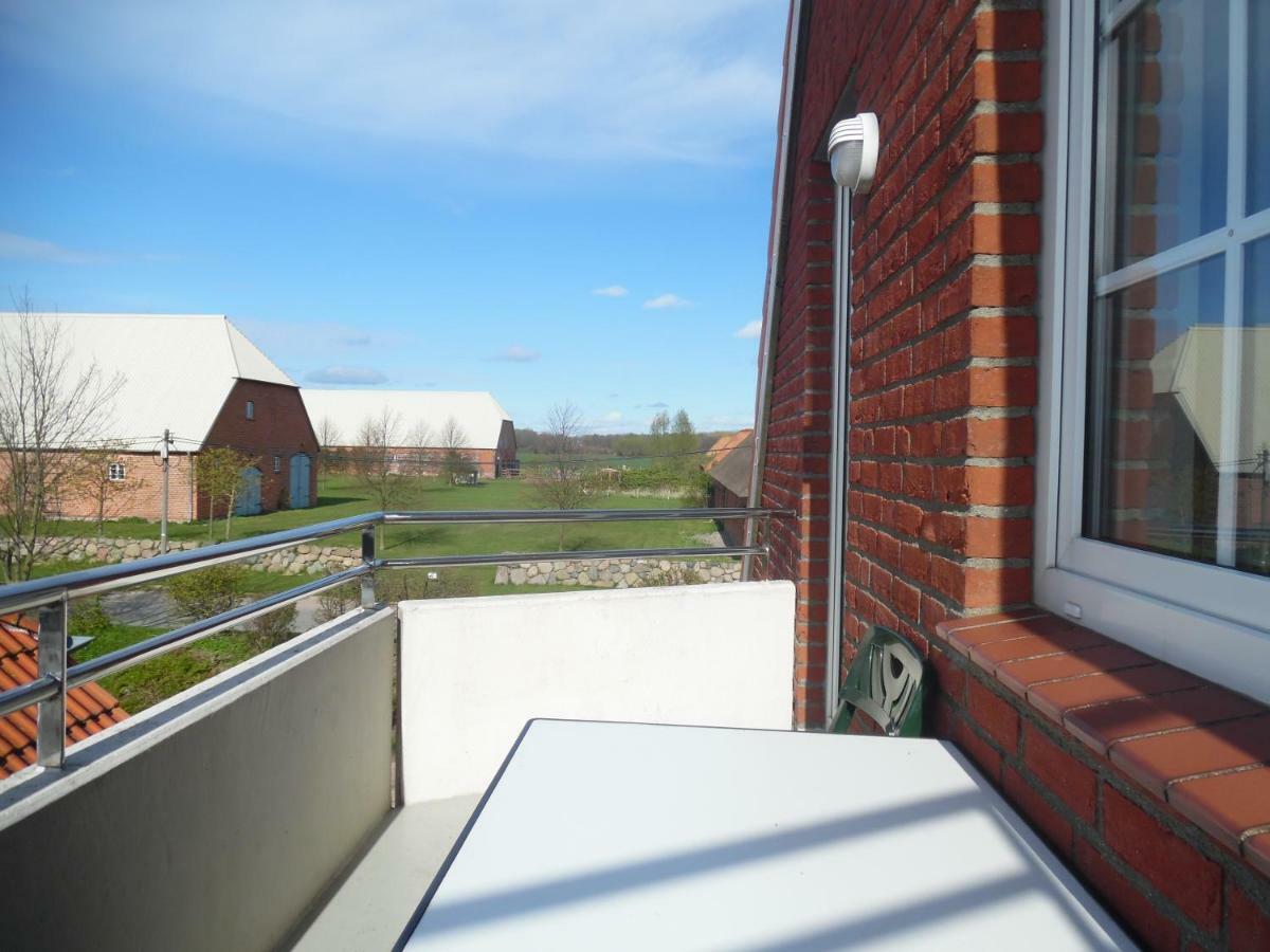 Am Pool Und Strand 7 Neu Barendorf  Экстерьер фото